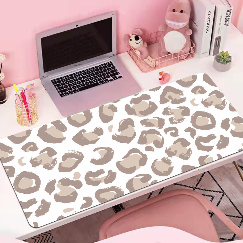 XL/XXL Computer Keyboard and M - Desk Setup Beige recension och pris